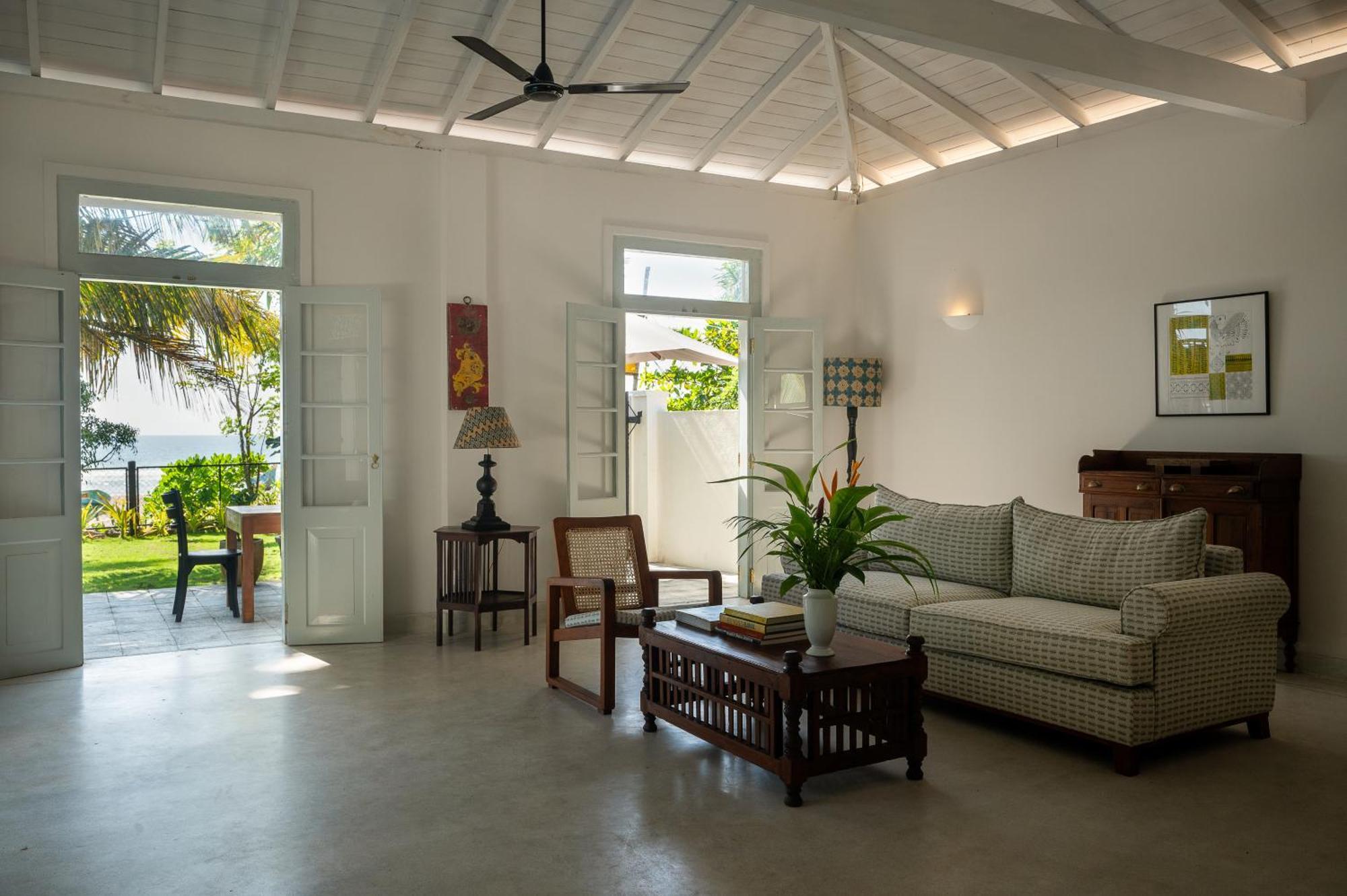 Halcyon Mawella Hotel Tangalle Buitenkant foto